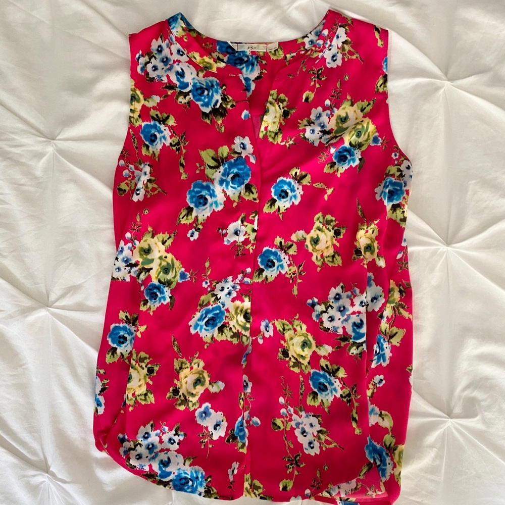 Gibson floral sleeveless blouse